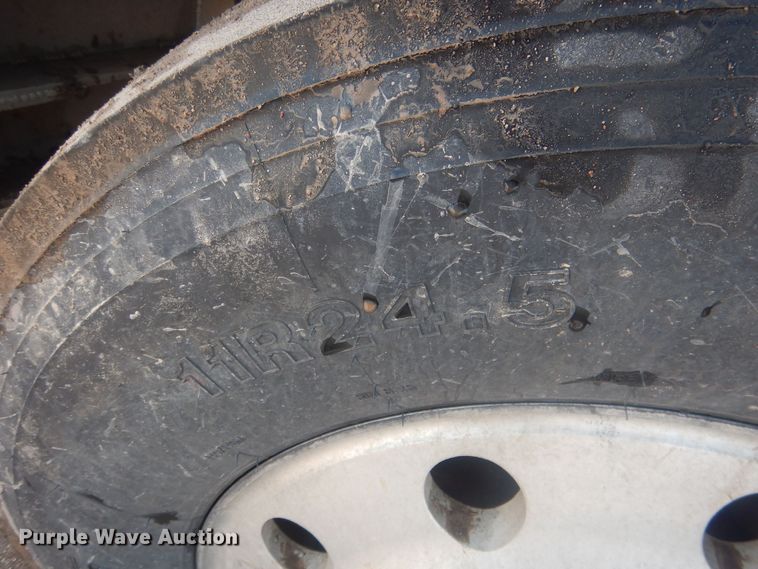 image for item DJ7011 1994 Kenworth W900L  semi truck