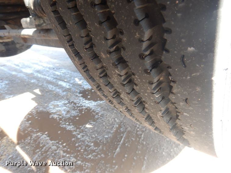 image for item DJ7011 1994 Kenworth W900L  semi truck