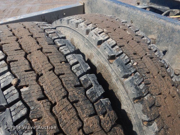 image for item DJ7011 1994 Kenworth W900L  semi truck