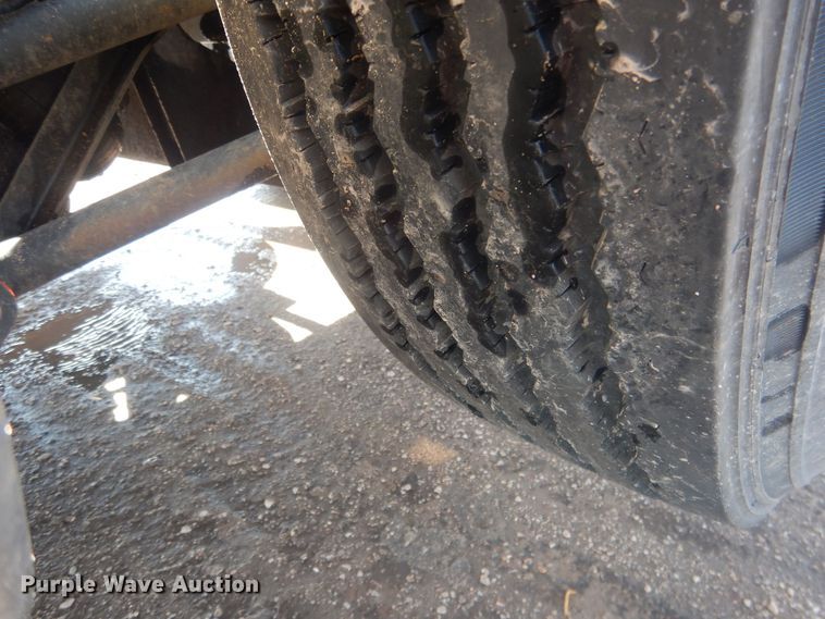 image for item DJ7011 1994 Kenworth W900L  semi truck