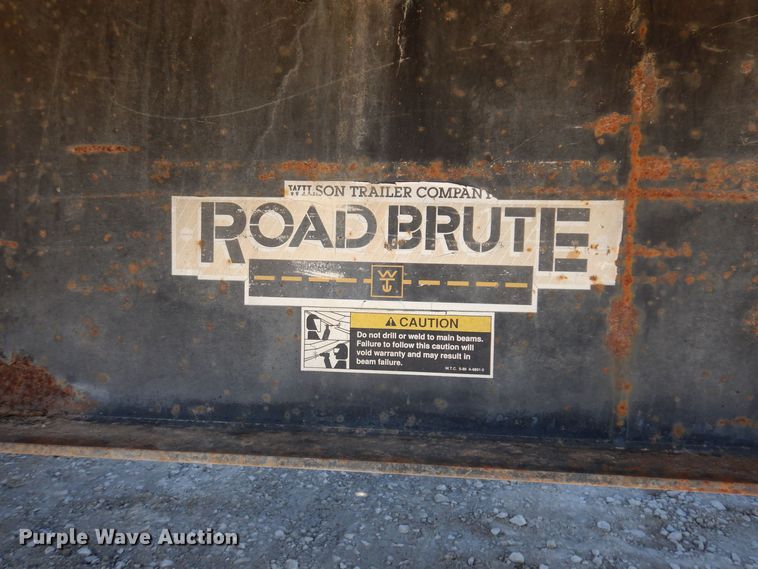 image for item DK2046 1988 Wilson Roadbrute  flatbed trailer