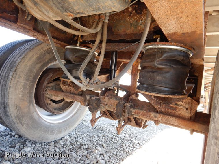 image for item DK2046 1988 Wilson Roadbrute  flatbed trailer