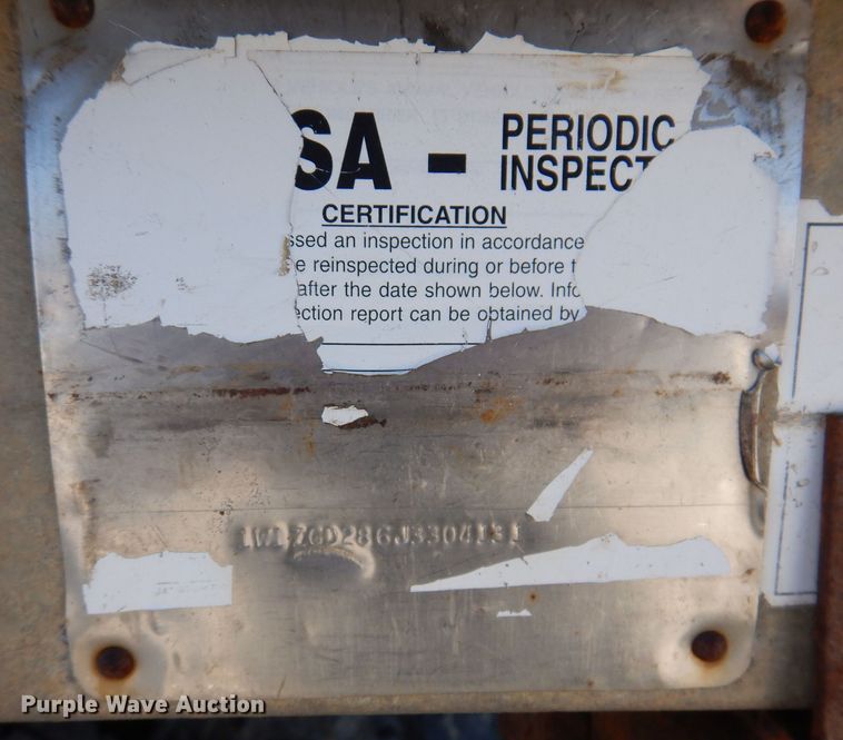 image for item DK2046 1988 Wilson Roadbrute  flatbed trailer