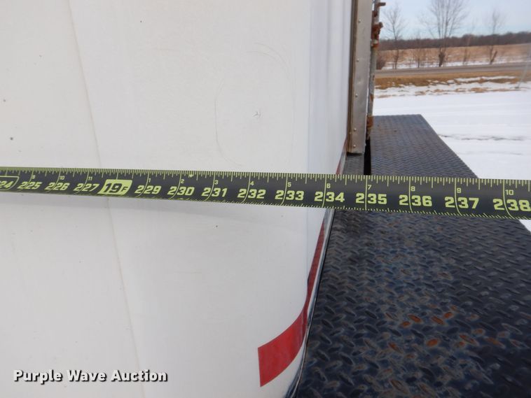 image for item DK2194 2004 International 4300  refrigerated truck