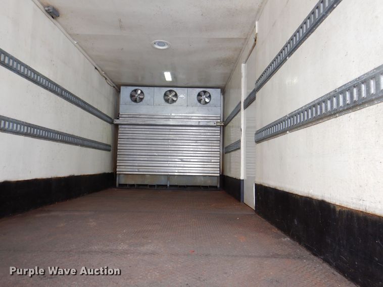 image for item DK2194 2004 International 4300  refrigerated truck