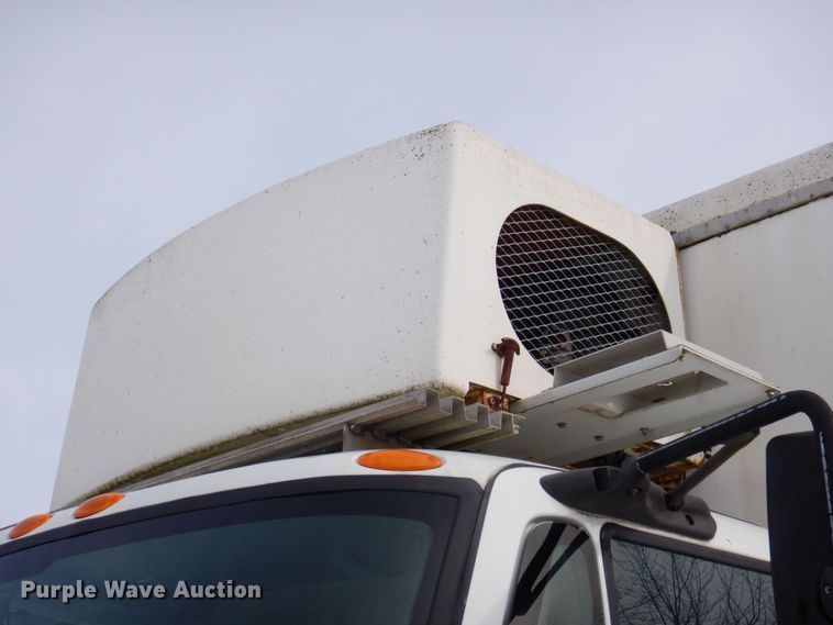 image for item DK2194 2004 International 4300  refrigerated truck