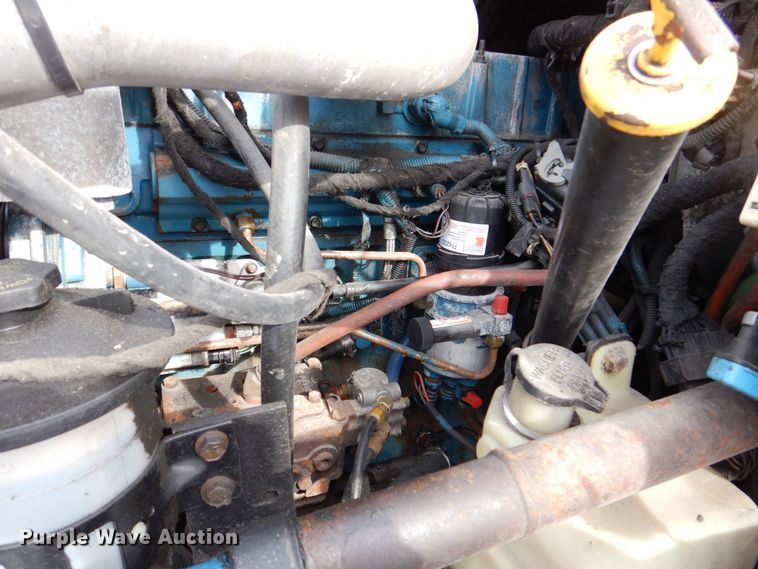 image for item DK2194 2004 International 4300  refrigerated truck