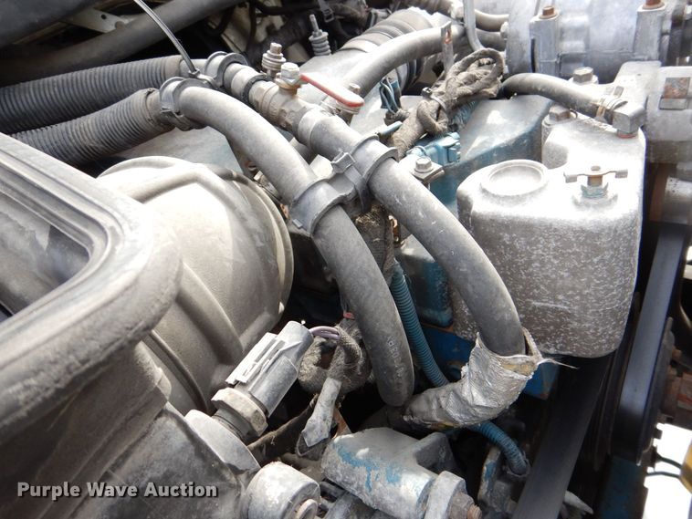 image for item DK2194 2004 International 4300  refrigerated truck