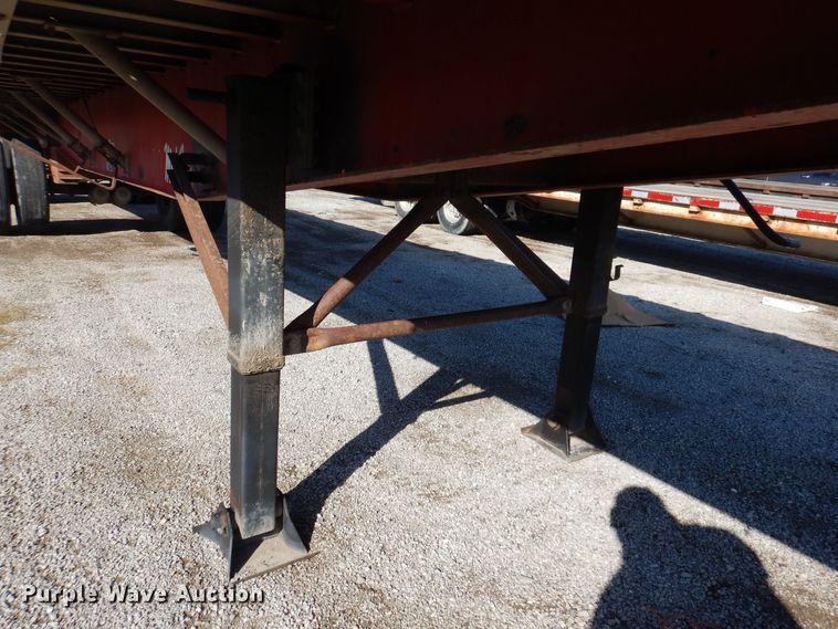 image for item DK5197 1995 Wilson Road Brute  flatbed trailer