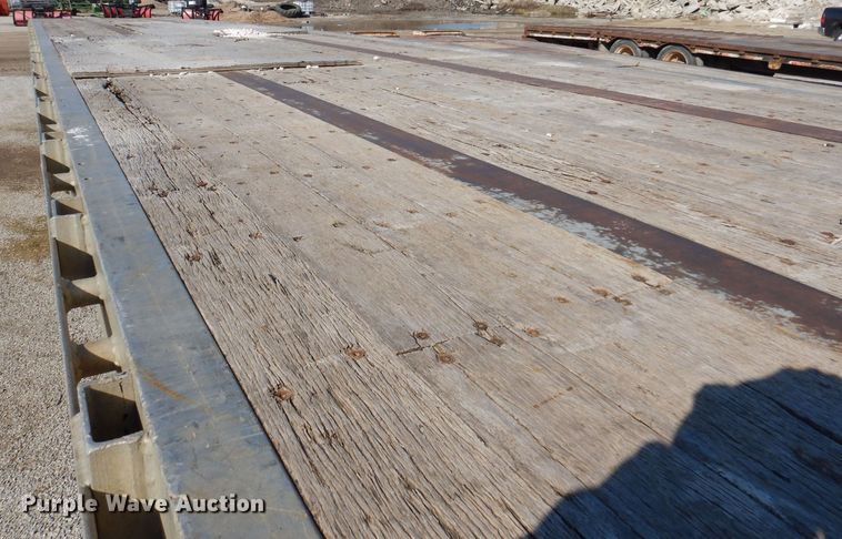 image for item DK5197 1995 Wilson Road Brute  flatbed trailer