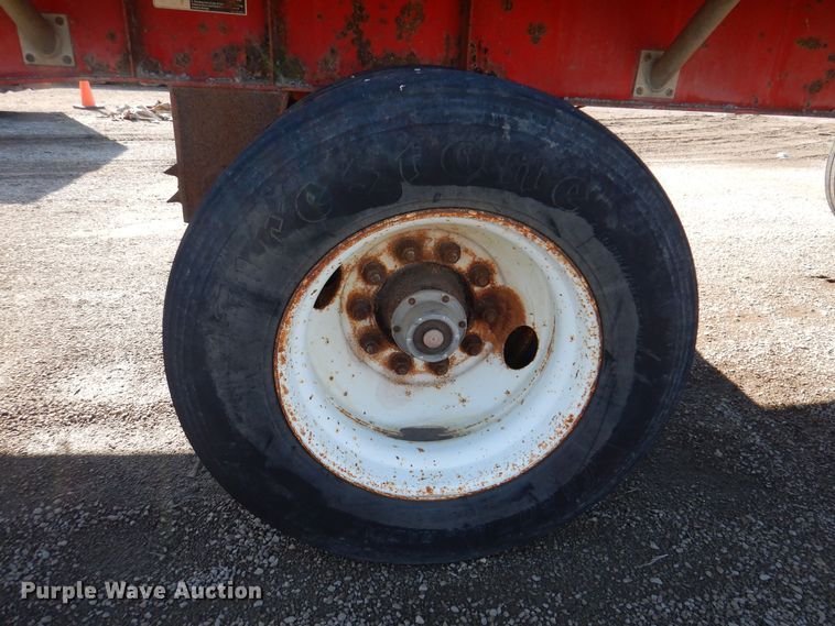 image for item DK5197 1995 Wilson Road Brute  flatbed trailer