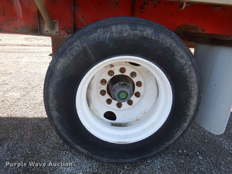 image for item DK5197 1995 Wilson Road Brute  flatbed trailer