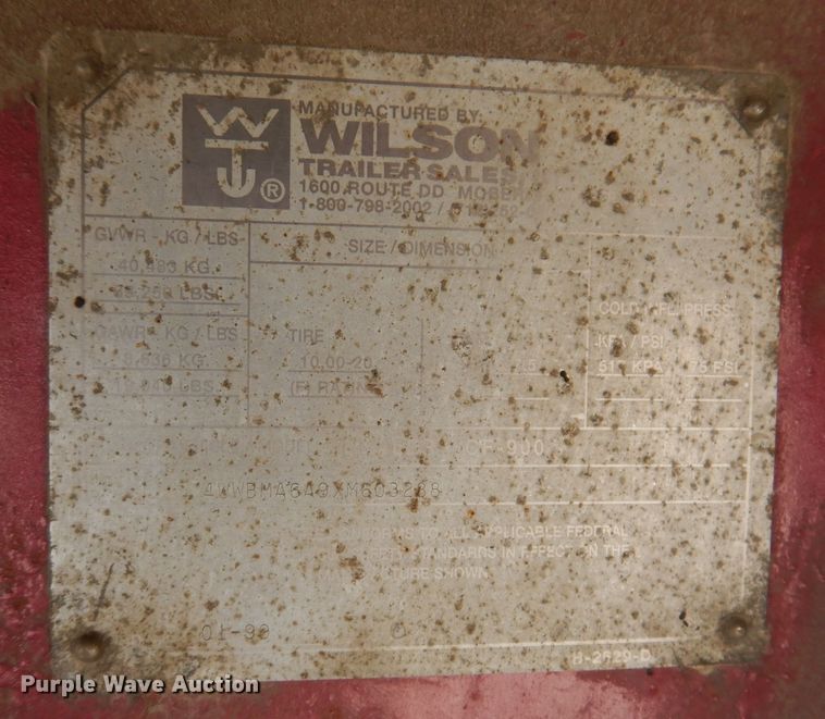 image for item DK5204 1999 Wilson  flatbed trailer