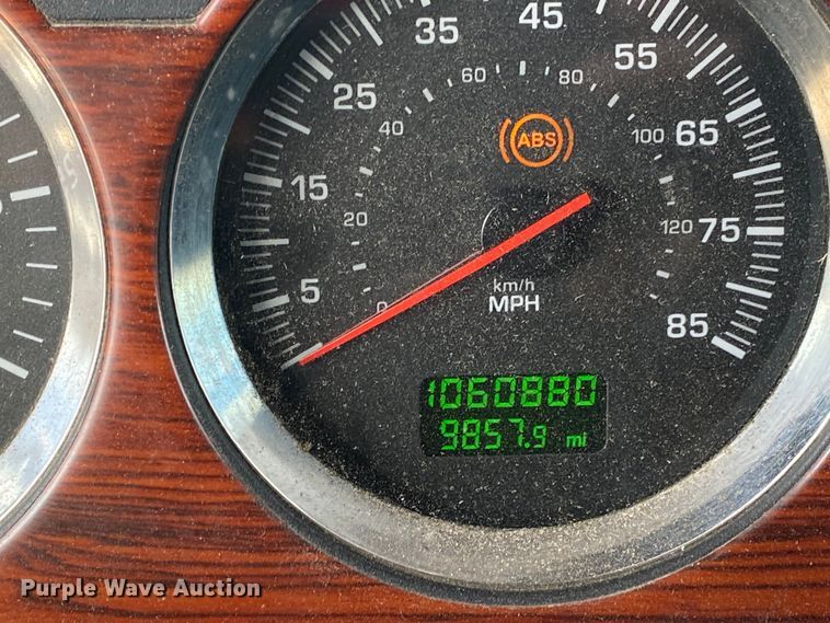 image for item DL7010 2007 Kenworth T600  semi truck