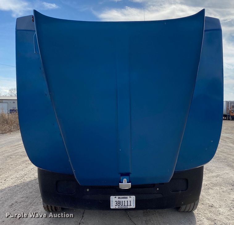 image for item DL7010 2007 Kenworth T600  semi truck