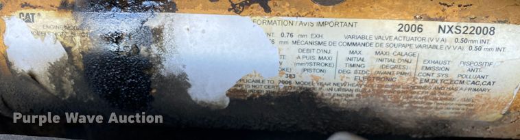 image for item DL7010 2007 Kenworth T600  semi truck