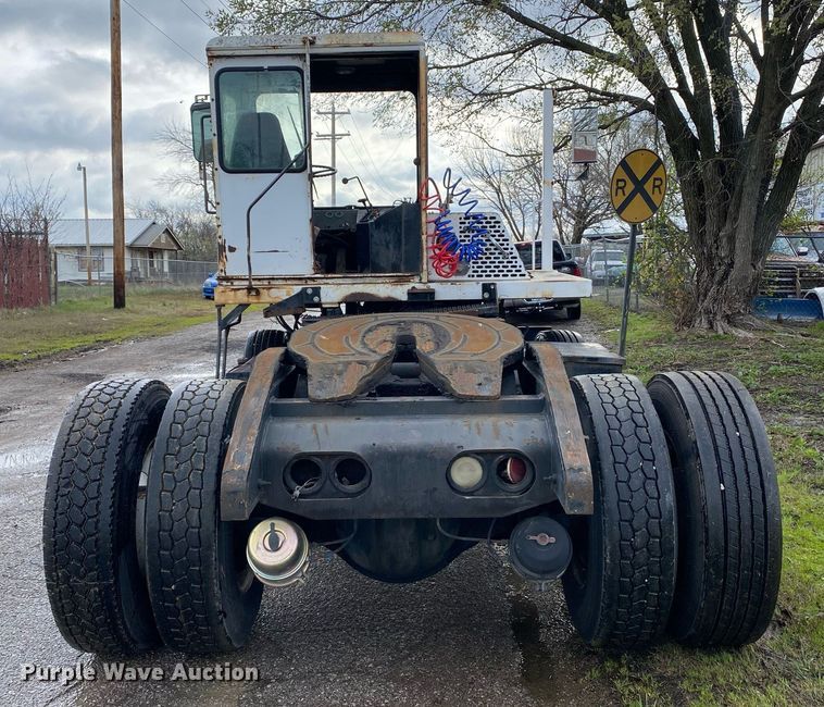 image for item DL7126 Capacity TJ4000  yard truck