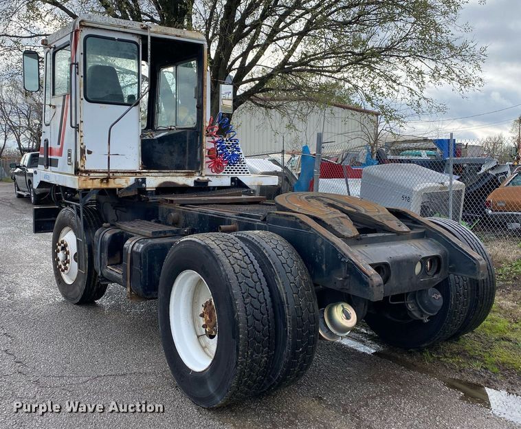 image for item DL7126 Capacity TJ4000  yard truck