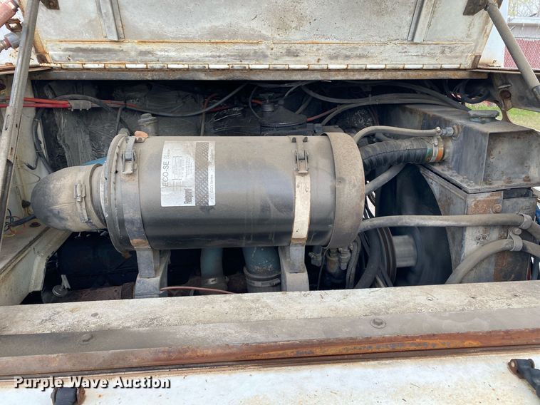 image for item DL7126 Capacity TJ4000  yard truck