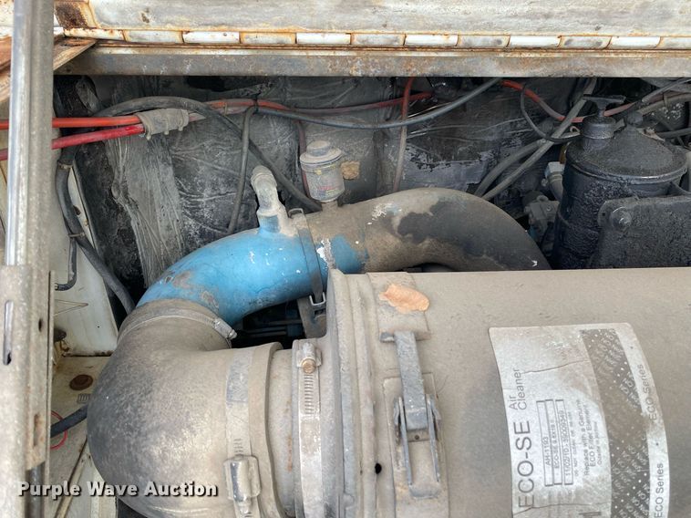 image for item DL7126 Capacity TJ4000  yard truck