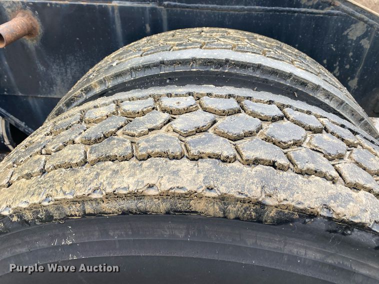 image for item DL7126 Capacity TJ4000  yard truck