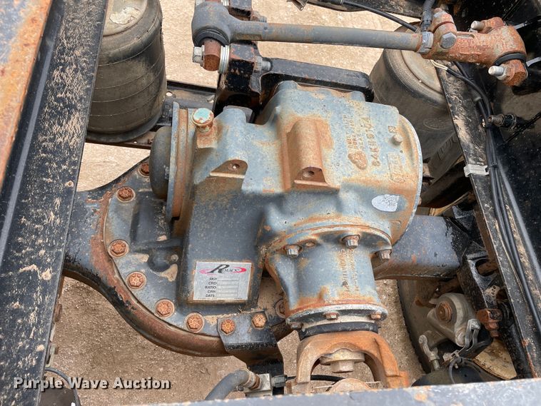 image for item DN4559 2001 Mack CH613  semi truck