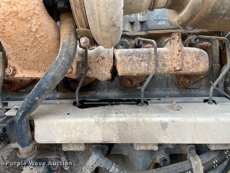 image for item DN4559 2001 Mack CH613  semi truck