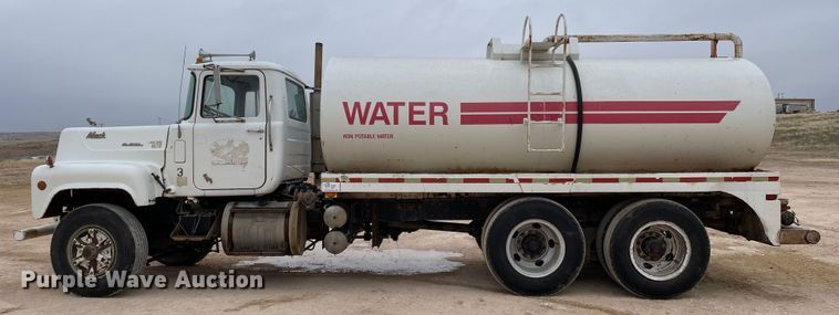 image for item DN4560 1977 Mack RL685LS  water truck