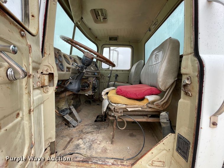 image for item DN4560 1977 Mack RL685LS  water truck