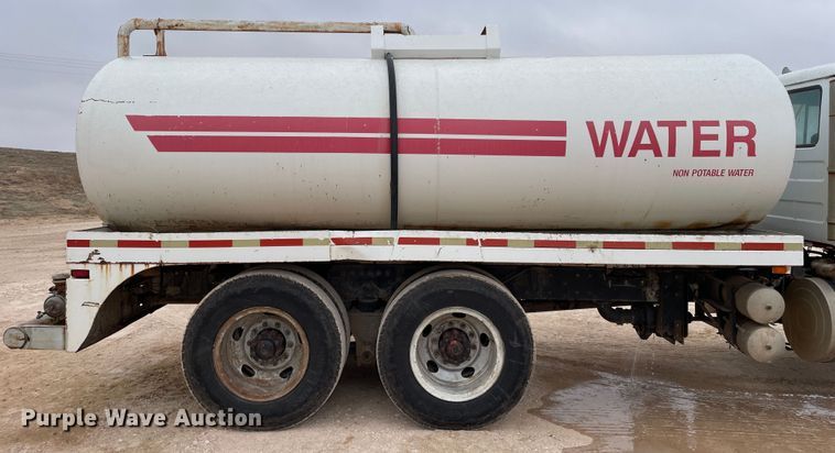 image for item DN4560 1977 Mack RL685LS  water truck