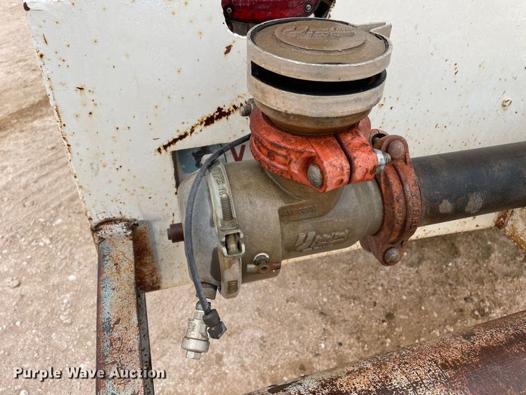 image for item DN4560 1977 Mack RL685LS  water truck