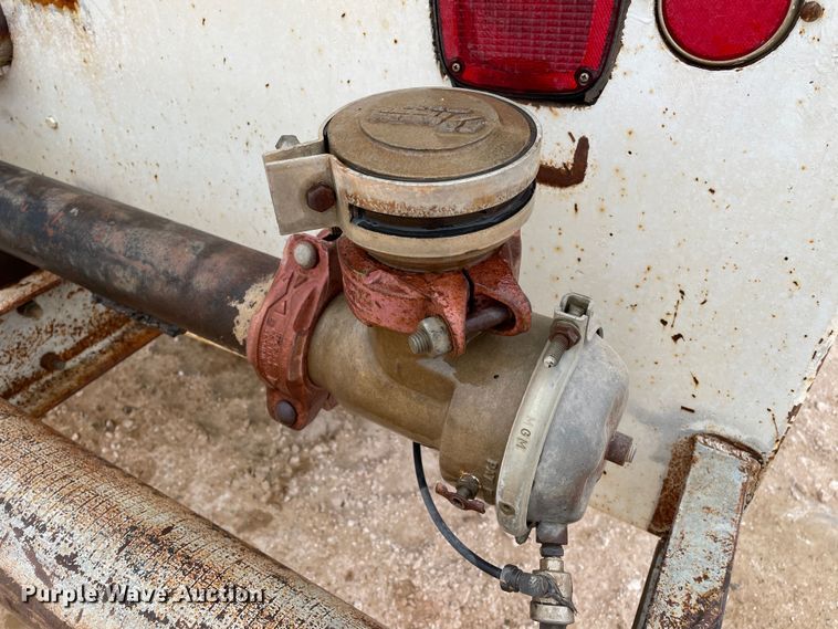 image for item DN4560 1977 Mack RL685LS  water truck