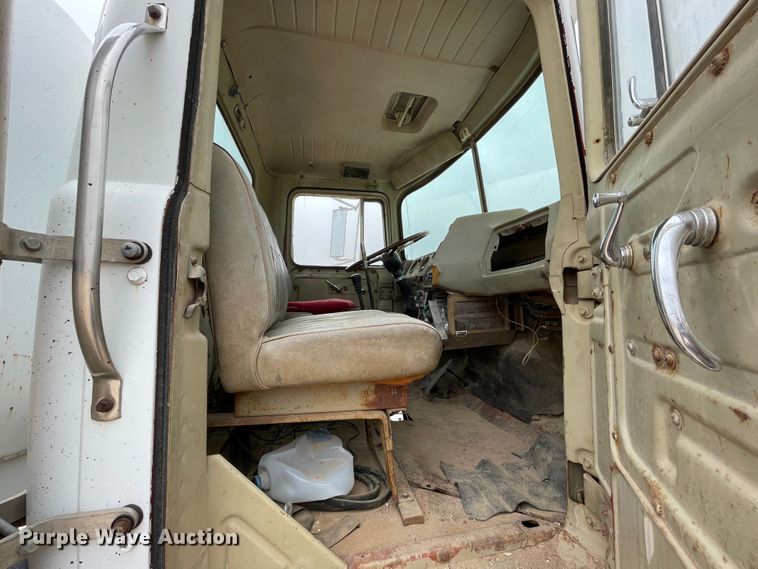 image for item DN4560 1977 Mack RL685LS  water truck