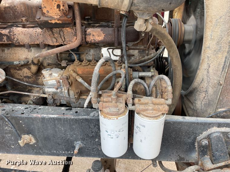 image for item DN4560 1977 Mack RL685LS  water truck