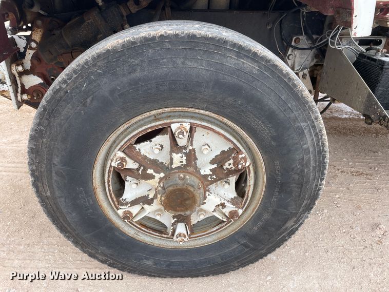 image for item DN4560 1977 Mack RL685LS  water truck