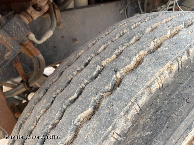 image for item DN4560 1977 Mack RL685LS  water truck