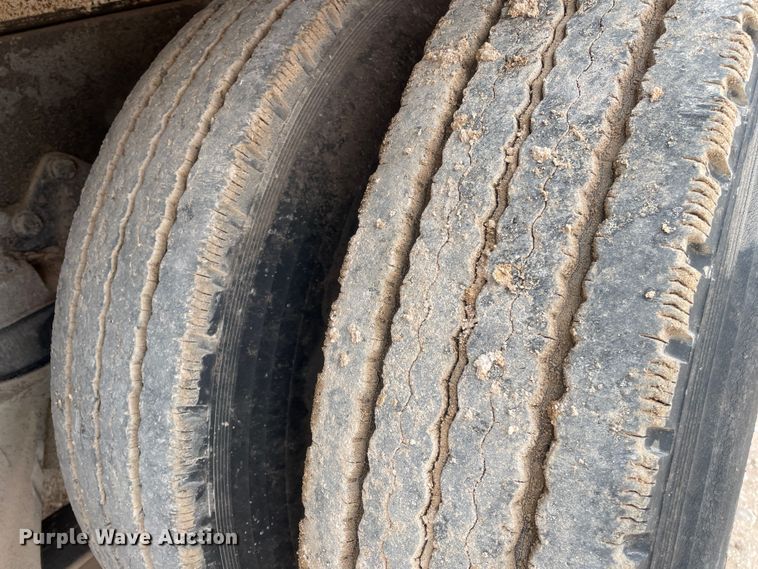 image for item DN4560 1977 Mack RL685LS  water truck