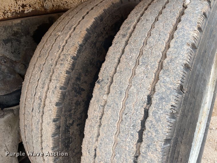 image for item DN4560 1977 Mack RL685LS  water truck