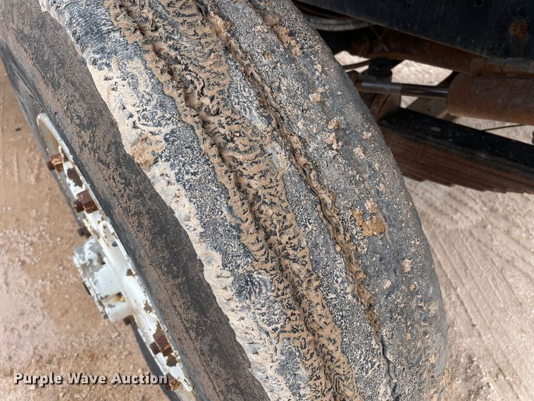 image for item DN4560 1977 Mack RL685LS  water truck