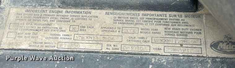 image for item DN4561 2001 Mack CH613  semi truck