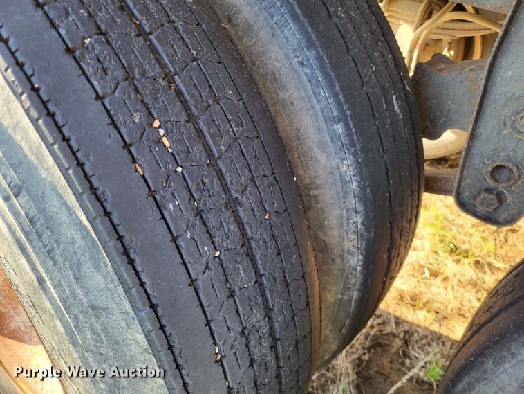 image for item DO3612 1988 Timpte  grain trailer