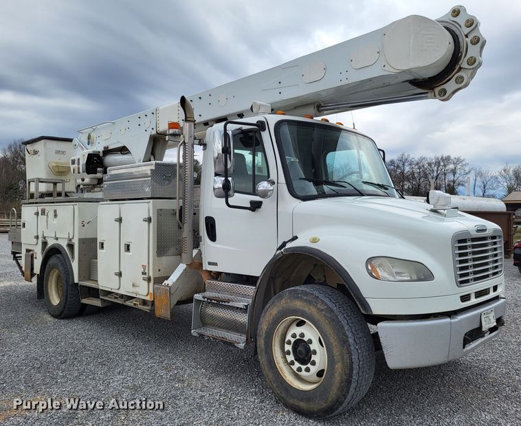 image for item DO3616 2010 Freightliner Business Class M2  bucket truck