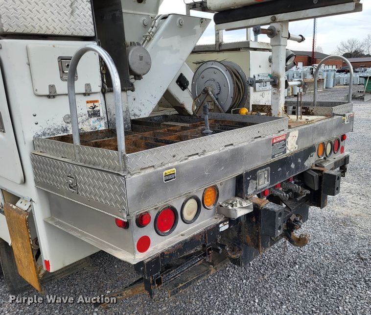 image for item DO3616 2010 Freightliner Business Class M2  bucket truck