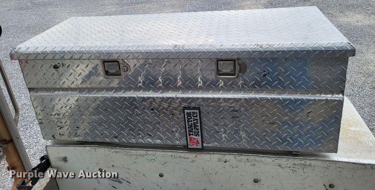 image for item DO3616 2010 Freightliner Business Class M2  bucket truck