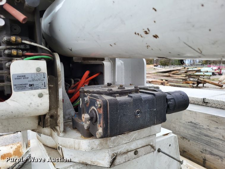 image for item DO3616 2010 Freightliner Business Class M2  bucket truck