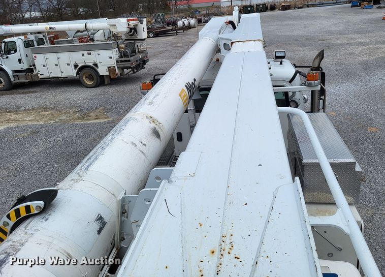 image for item DO3616 2010 Freightliner Business Class M2  bucket truck