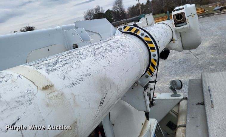 image for item DO3616 2010 Freightliner Business Class M2  bucket truck