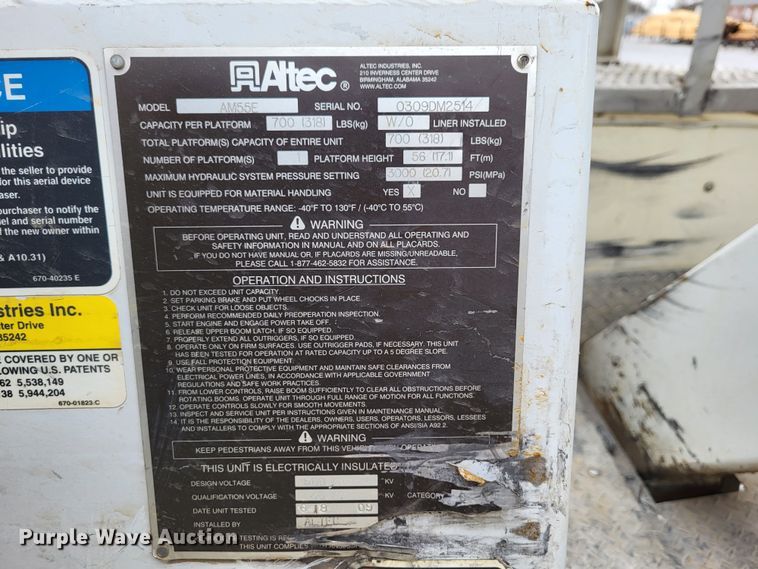 image for item DO3616 2010 Freightliner Business Class M2  bucket truck