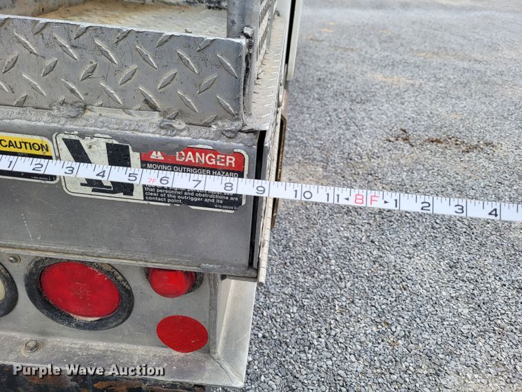 image for item DO3616 2010 Freightliner Business Class M2  bucket truck