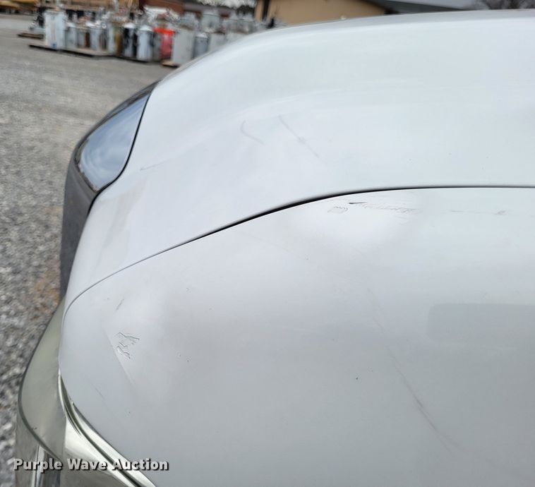 image for item DO3618 2010 Ford F550 Super Duty XLT  bucket truck